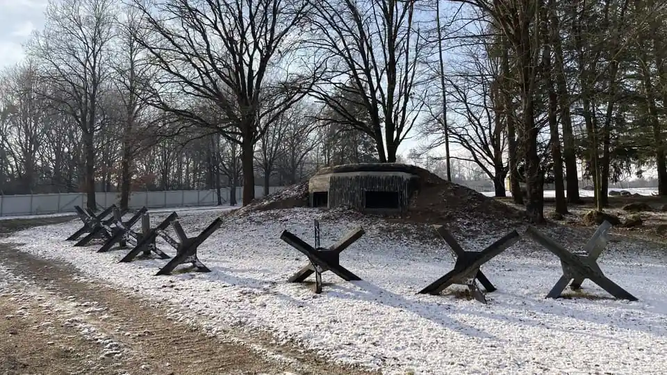 military-steel-barrier