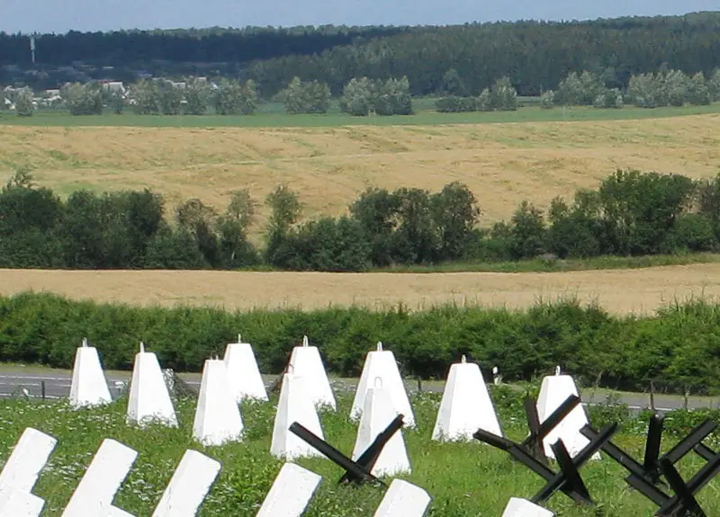 Military defensive barriers deployed in border protection